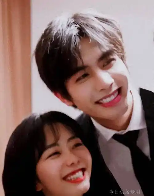 宋威龙直言,很多男星不愿和谭松韵拍吻戏,原来任嘉伦没说谎