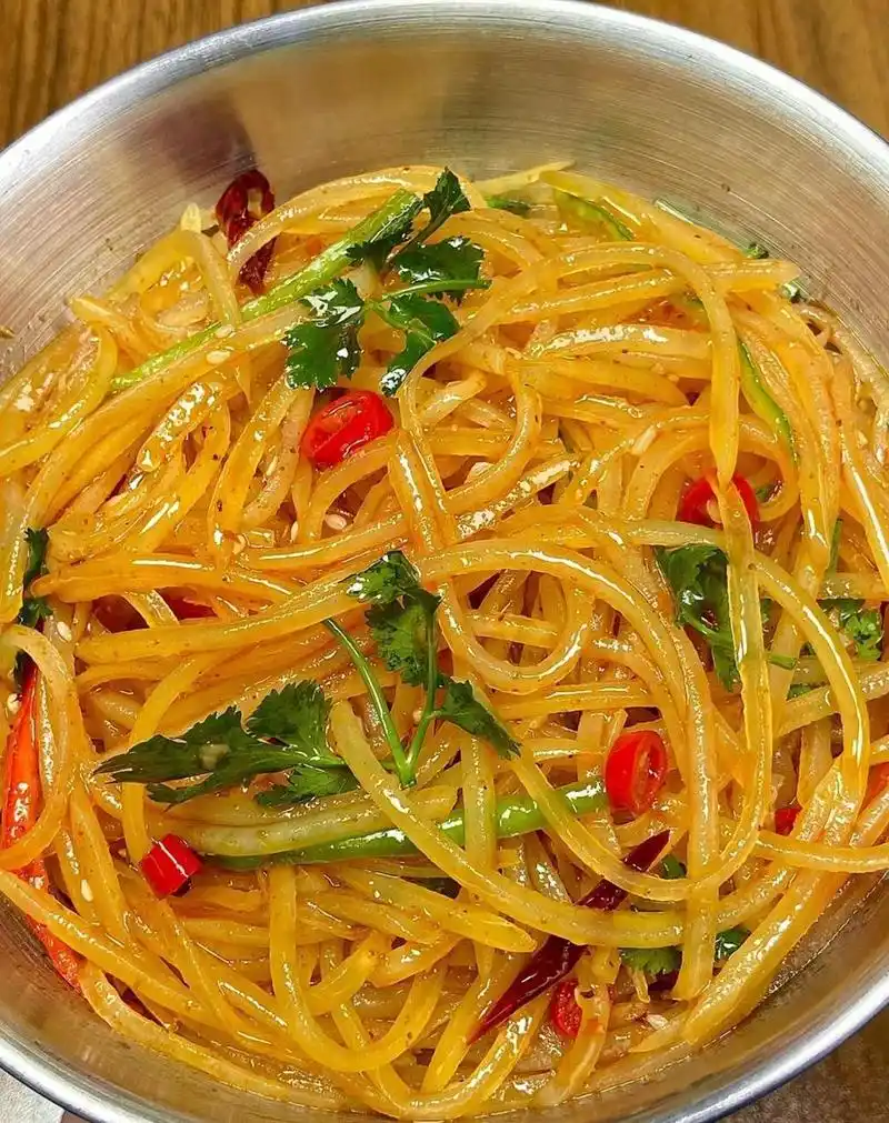 凉拌酸辣土豆条 凉拌酸辣土豆丝怎么做 - 杰斯百科知识