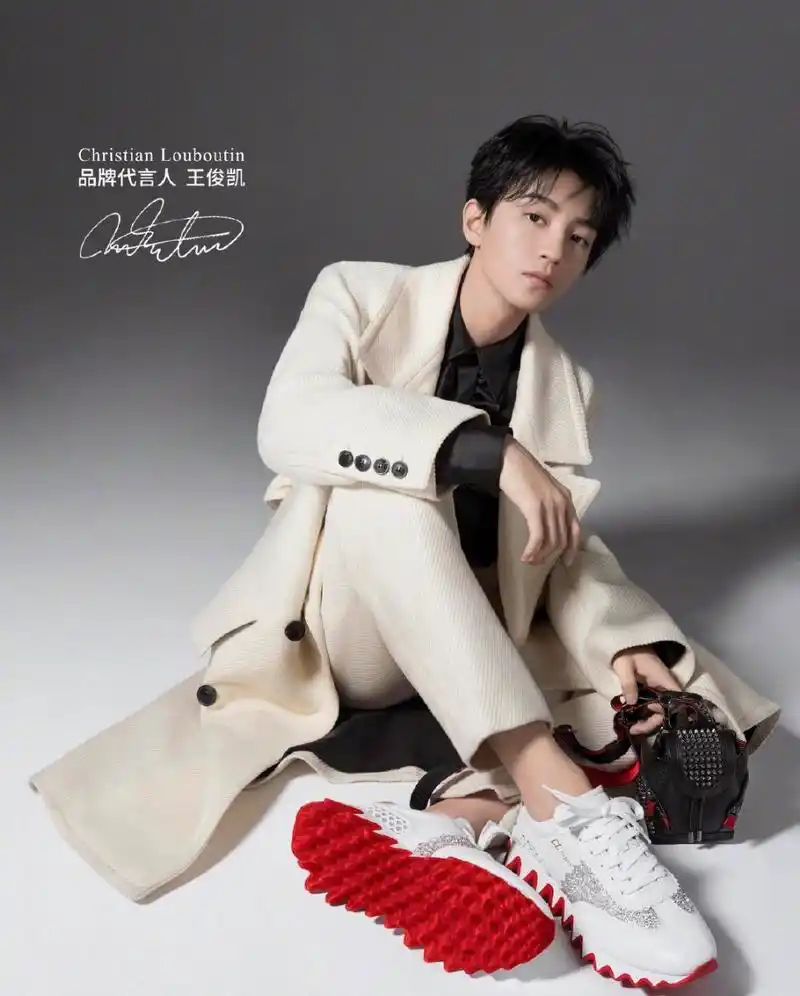 高奢品牌相中蔡徐坤,王俊凯,偶像代言人效果如何?