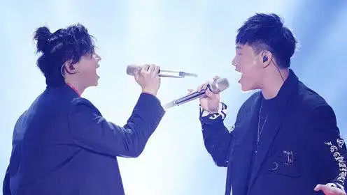 【纯享版】胡彦斌,白举纲《单恋一枝花》