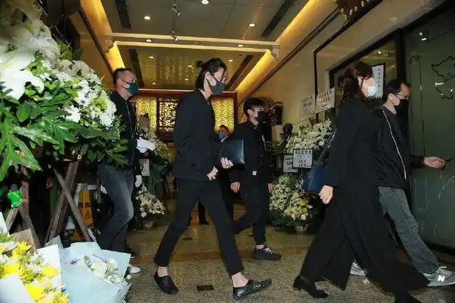 一路走好吴孟达遗体告别仪式今日举行