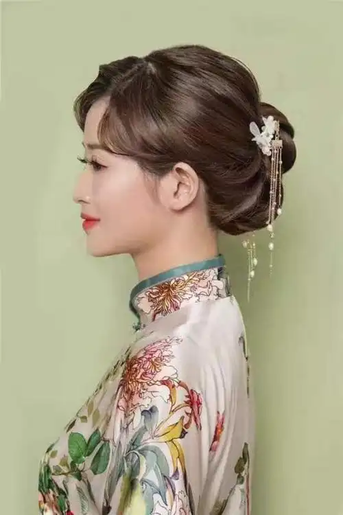 波纹气质盘发 清新花鸟旗袍造型