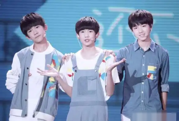tfboys成员卸妆后:王源排第三,王俊凯第二,易烊千玺颜值爆表!