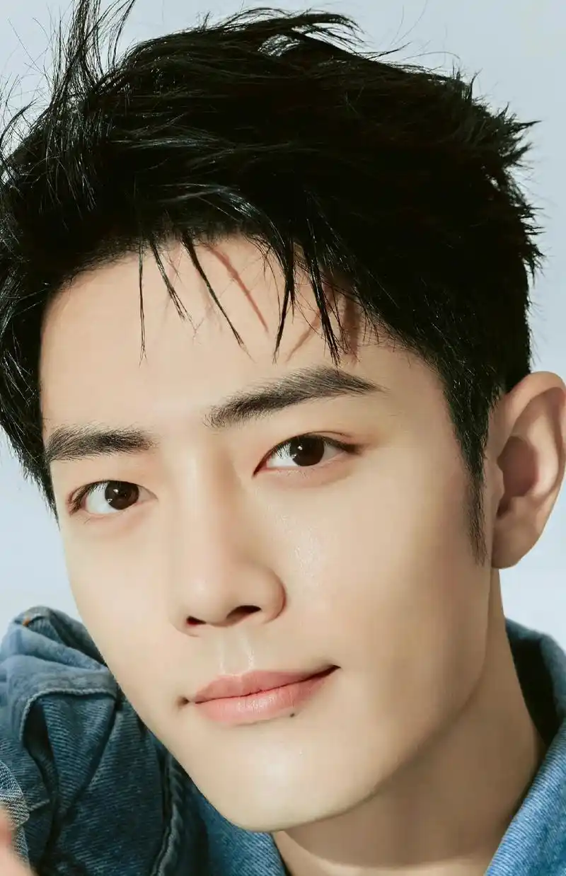 肖战#肖战最新变装视频 永远的肖战!  - 抖音