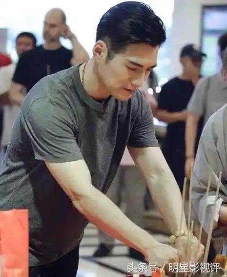 严屹宽宋轶《小楼又东风》这部谍战零分剧,要给言情部分打满分!