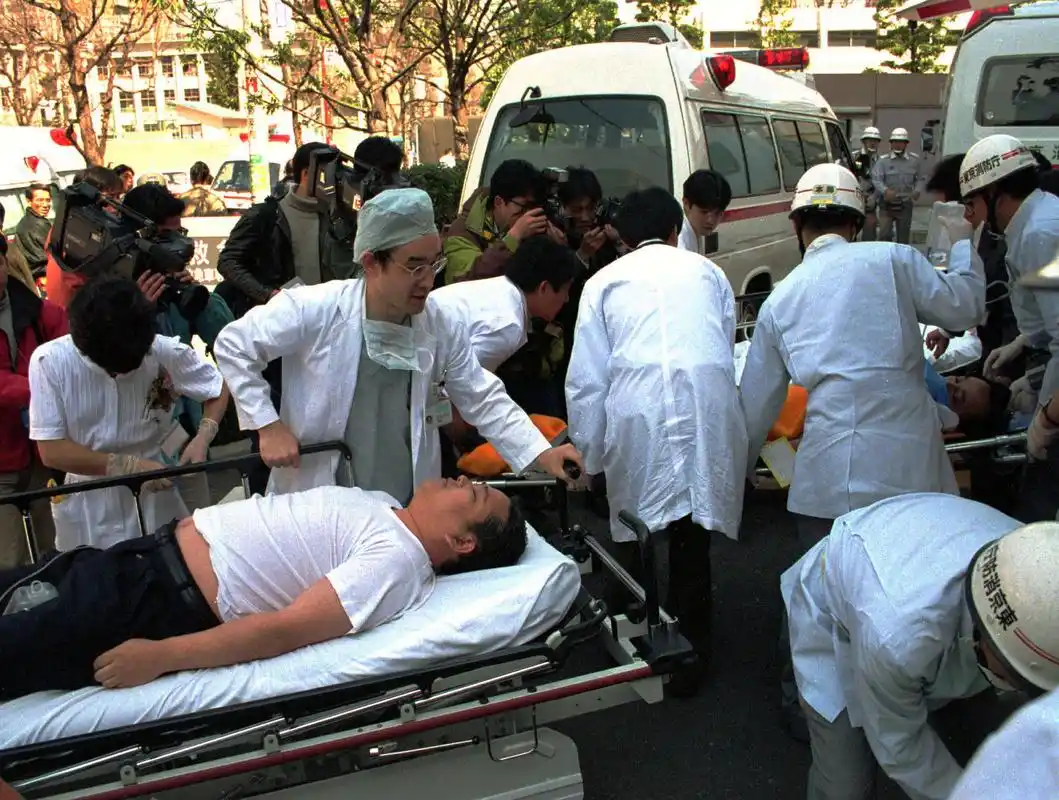 ▼东京地铁沙林毒气事件,松本智津夫,麻原彰晃(图/达志影像/美联社)