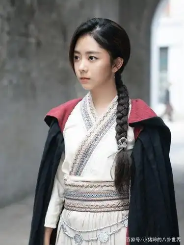 谭松韵最美古装,不是《锦衣》,不是《甄嬛传》,而是一身黑的她