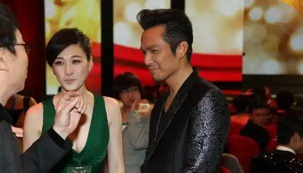 钟汉良李小冉绯闻,钟汉良去北京见李小冉,本文共(4223字)