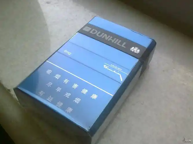 中免新包装蓝色登喜路 - 香烟漫谈 - 烟悦网论坛