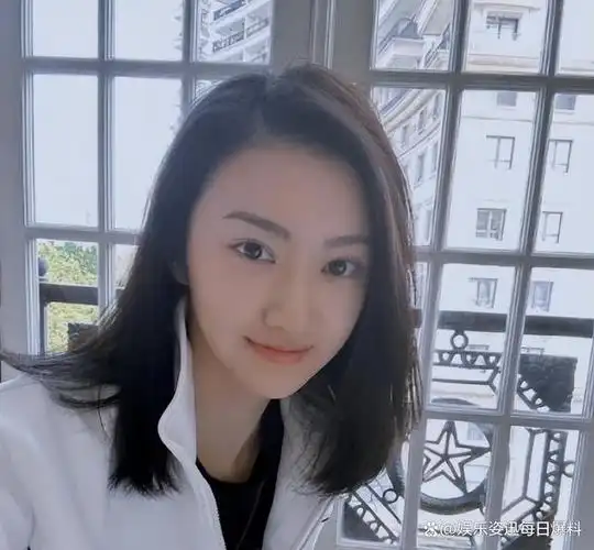 34岁女星景甜2018年曾和中国奥运金牌乒乓球选手张继科公开交往1年