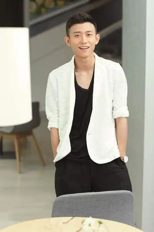 《春风十里》热播 张一山称只想专心演戏