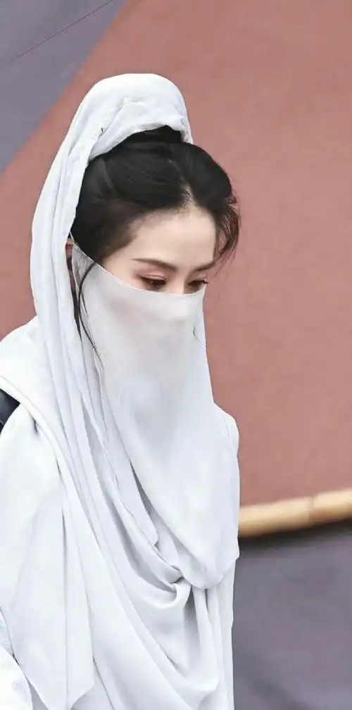 刘诗诗一念关山面纱蒙面造型路透##ip风向标