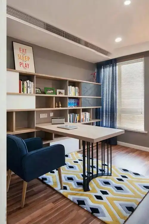 书桌如何摆放,书房才更实用大方?