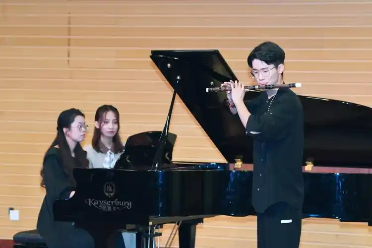 艺苑风雅当代音乐系优秀学生音乐会一圆满落幕