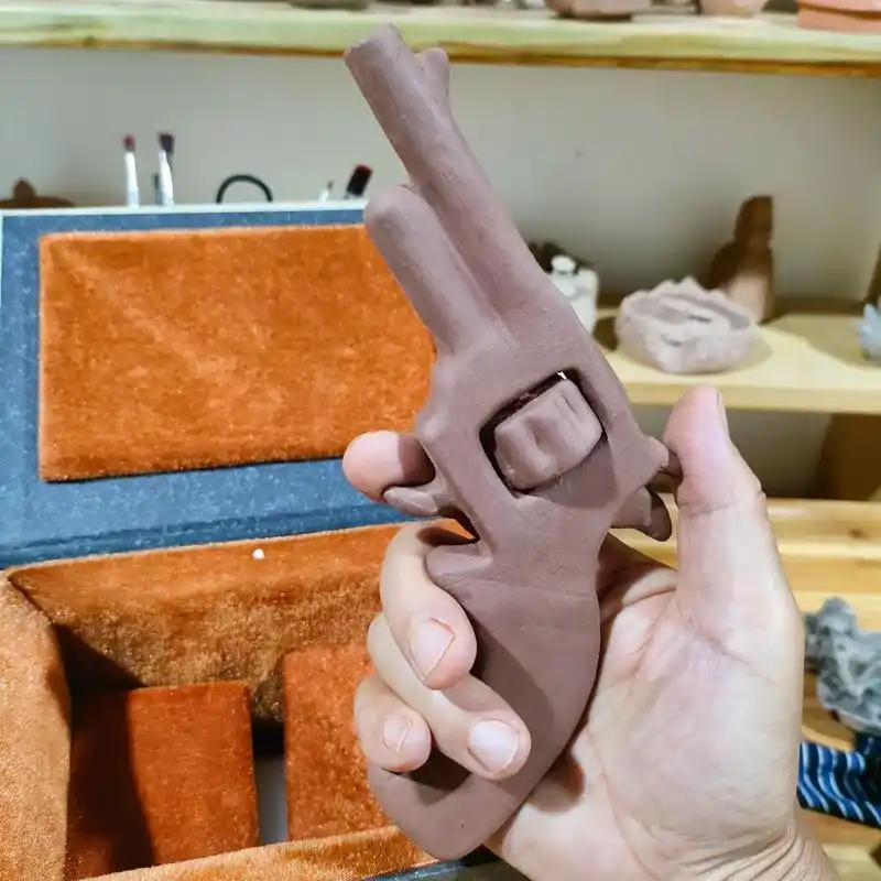 陶艺军工迷  左轮手枪 (限量版)#手工diy #同城实体 - 抖音