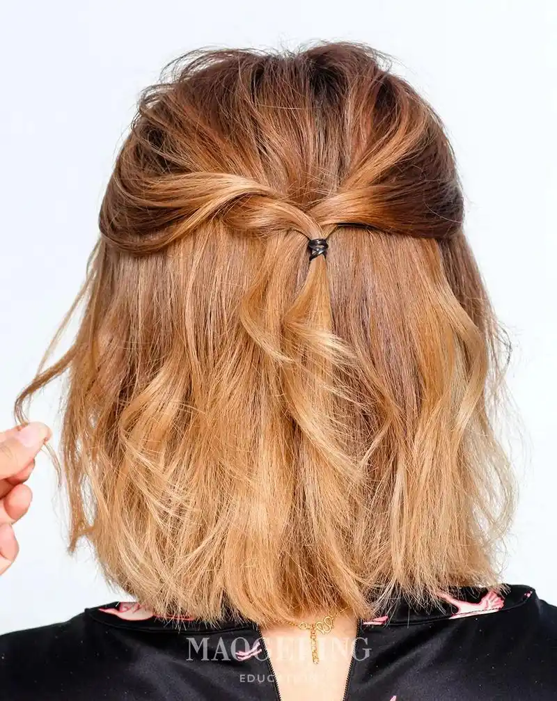 短发怎么扎好看?手把手教你三款简单漂亮半扎发!