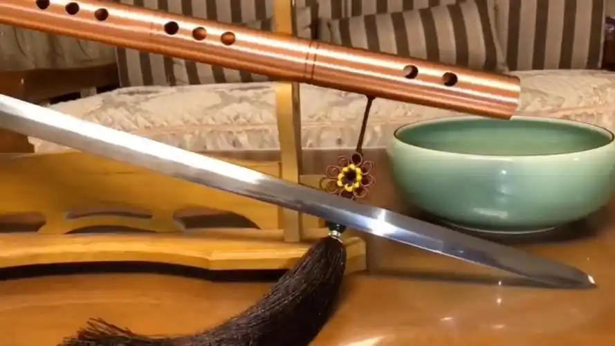新款紫铜笛子剑可吹响