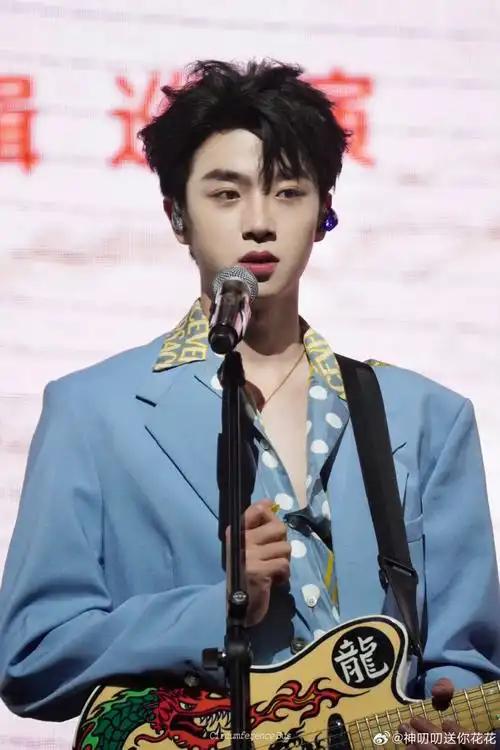 张嘉元熠熠星途廿一生辉#zjy#张嘉元#这个小可爱我又想你啦快乐患计