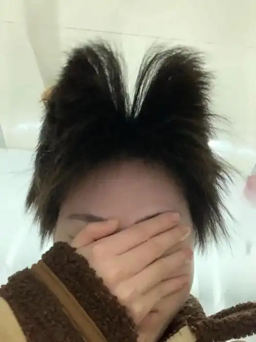 剪了个蝴蝶🦋发型,国庆回家惊艳所有人