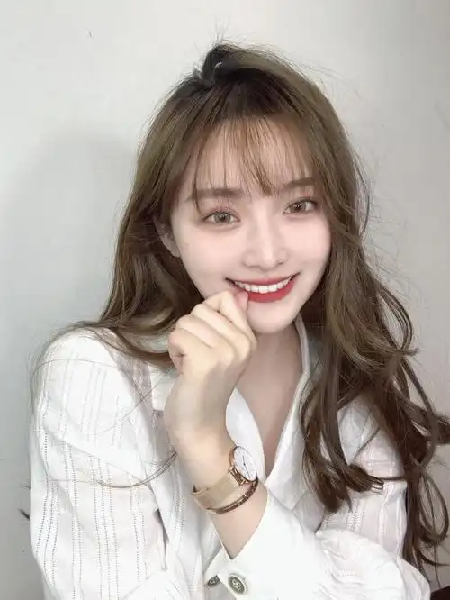 自拍怎么拍,10个自拍姿势,让你自拍拍照美美的