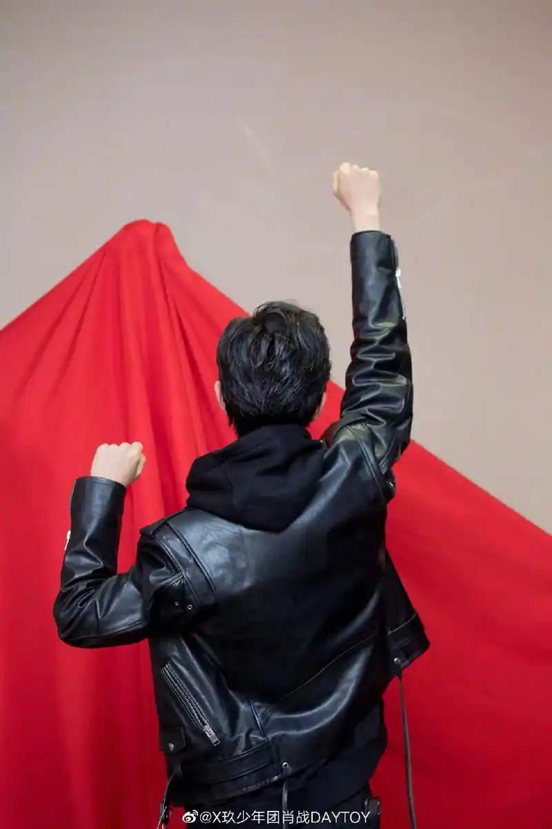 背影而已#肖战#肖战的小飞侠 #肖战背影 - 抖音