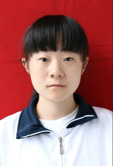 海阳海阳四中孙冰妍