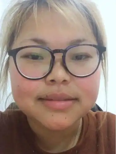 180斤姑娘被人嘲笑又黑又胖又丑,一气之下学化妆,追求者不断