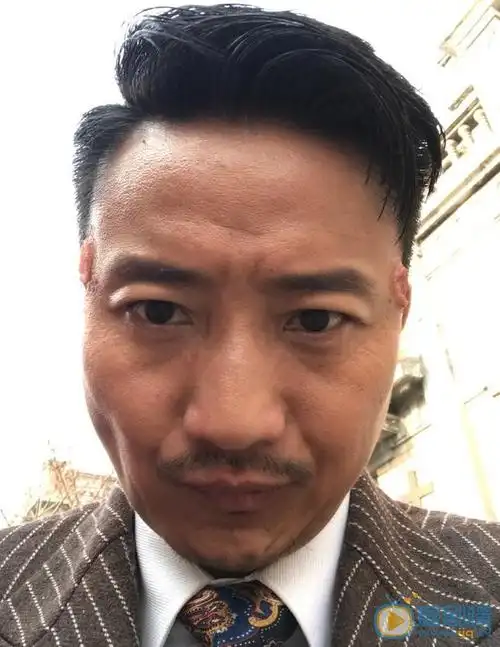 碧海雄心郑子航是谁演的?郑子航扮演者高峰个人资料及生活照欣赏