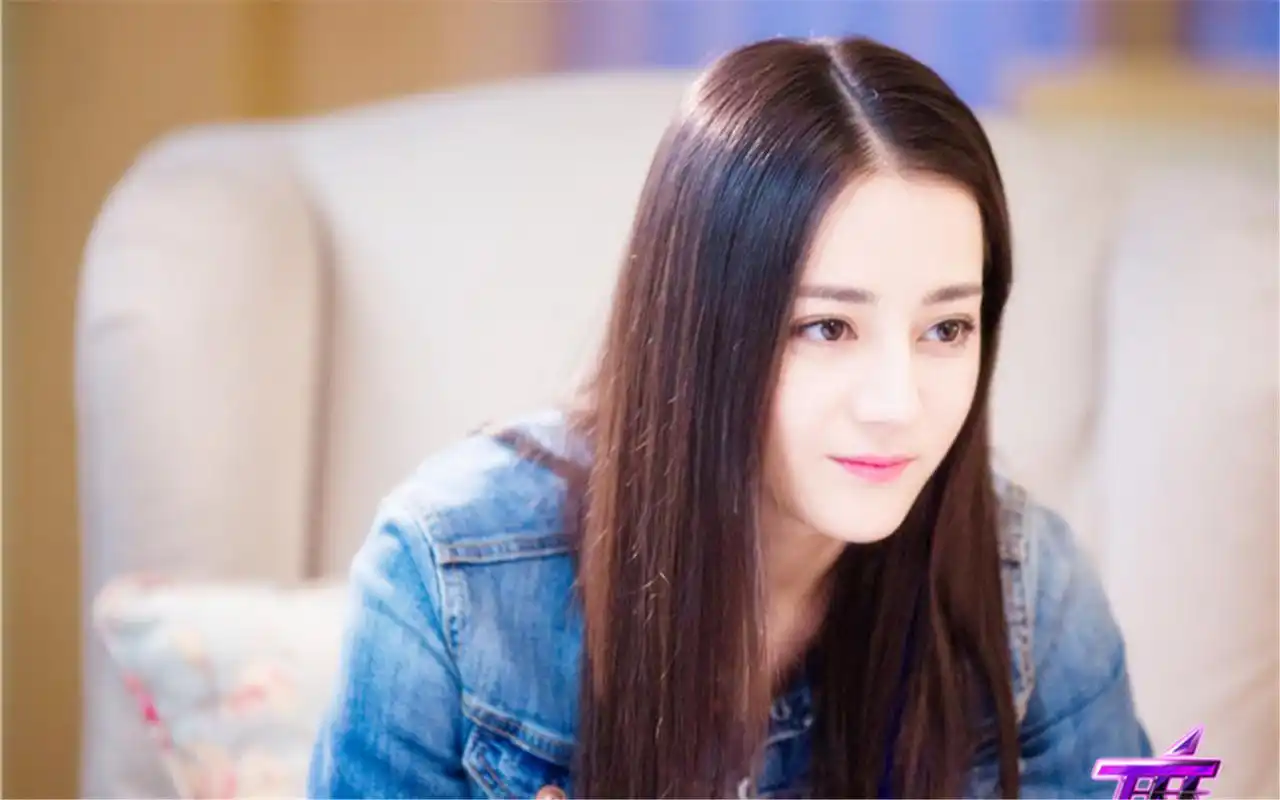 电视剧麻辣变形计迪丽热巴剧照电脑桌面壁纸