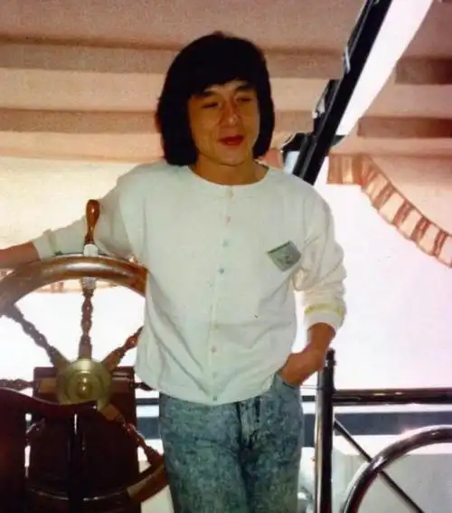 年轻时的成龙有多土豪!