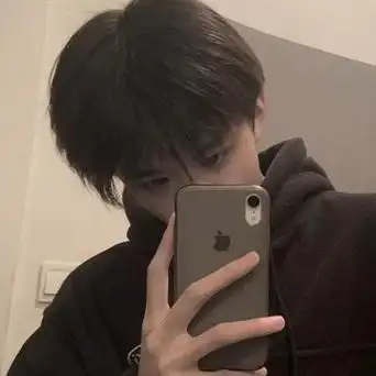 2020最火男生头像