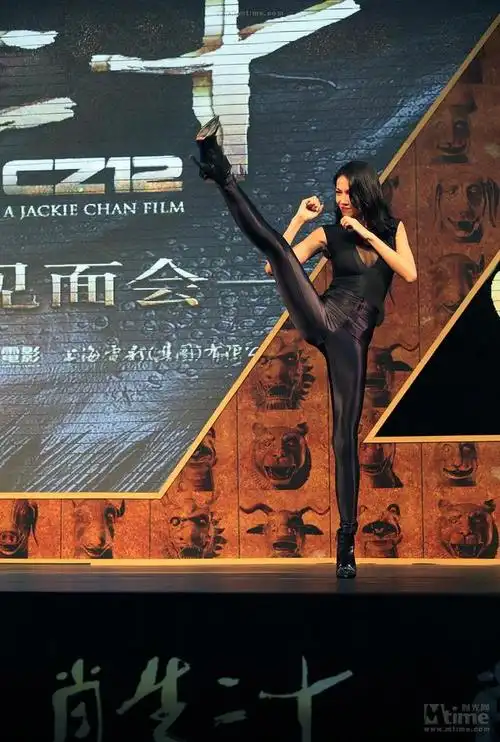 《十二生肖》发预告 张蓝心透视紧身装秀惊人劈腿 - 互联星空 - 娱乐