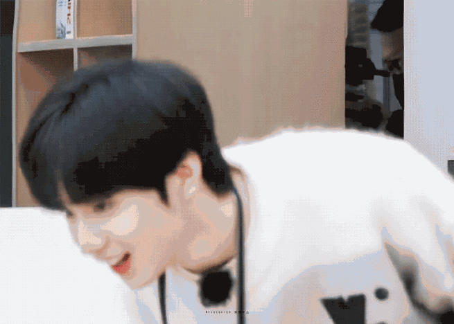 刘耀文岳父想代替酱板鸭同台##刘耀文泼天的酱板鸭后续##宋亚轩