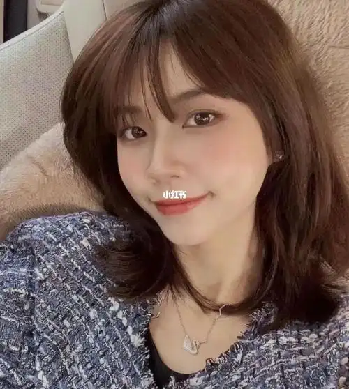 中发锁骨发烫发～蓬松气垫烫简约高级好打理