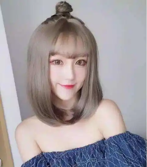 萌萌哒圆脸妹子适合的发型图片