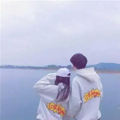 情侣图片一人一张对接