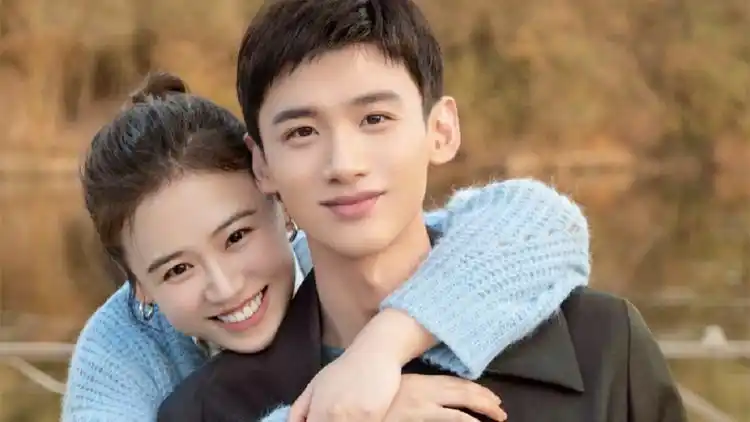 马思纯回应与诸多男神合作吻戏:你们各自的老公都有各自的优点