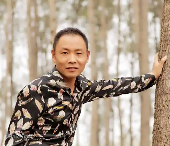 祁隆经纪人出场费联系-15000938489