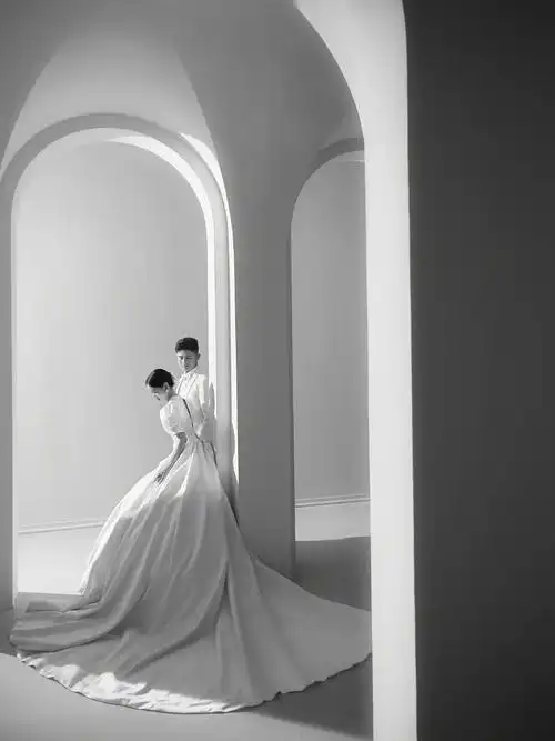 室内唯美大气婚纱照