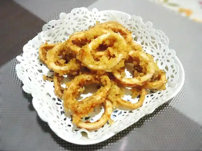 油炸鱿鱼圈