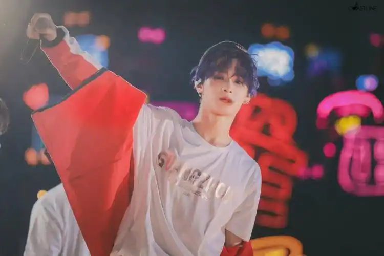 justin黄明昊 【180818 nex7广州站】图见… - 堆糖,美图壁纸兴趣社区