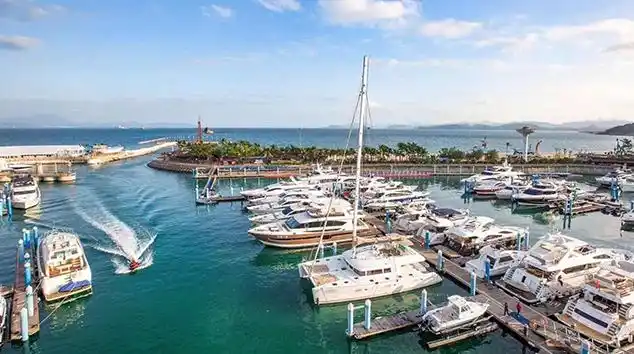 深圳大梅沙湾游艇会酒店