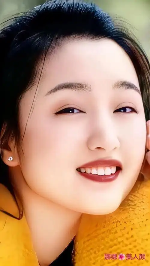 甜歌皇后杨钰莹,年轻时太美了_网易订阅