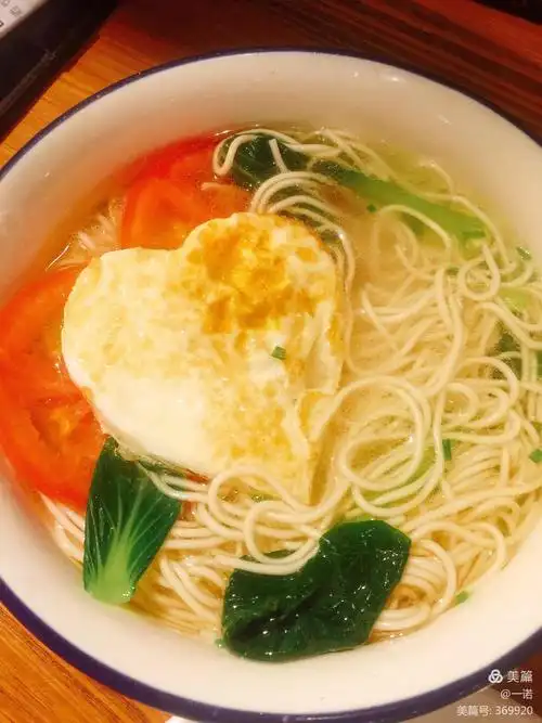 寒冬里,为你做一碗暖暖的面(原创)