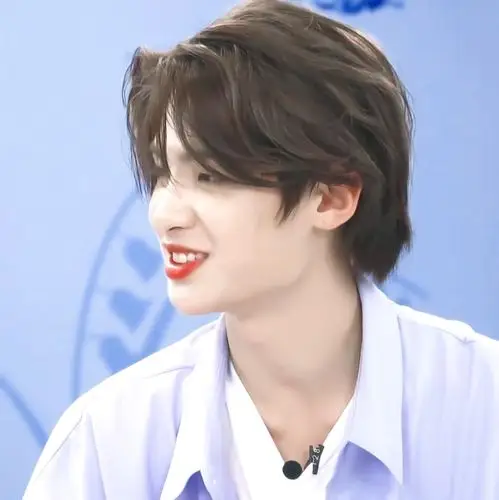 黄明昊头像沈以歌|原截江纪然