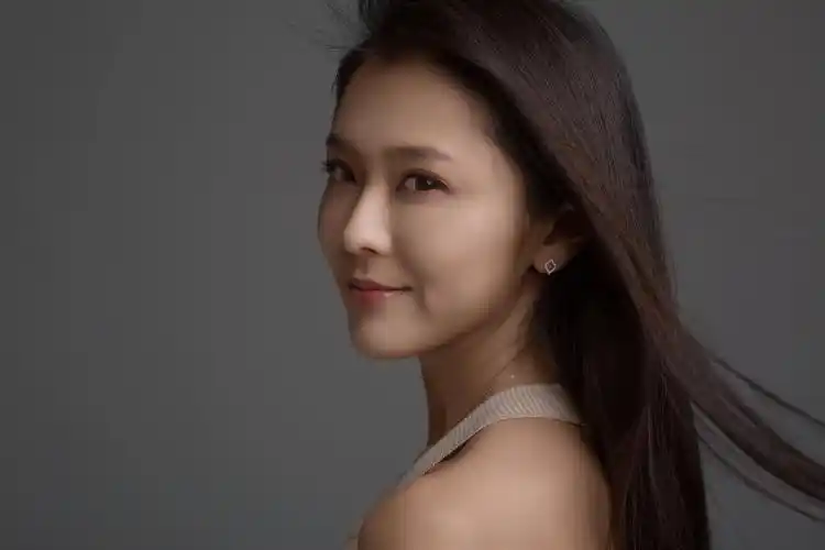 p data-id="go0avbesi6">王蕾,中国内地影视女演员,主要代表作品《 a