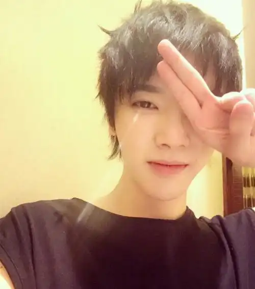 华晨宇头像可爱真人帅气华晨宇头像可爱稀有