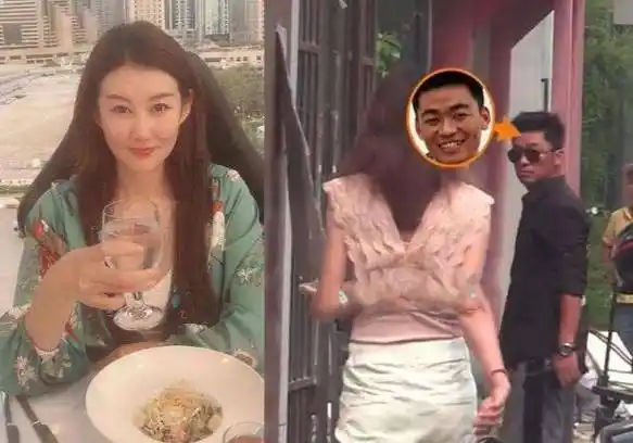 王宝强深夜会友吃火锅异性缘超好饭后两位女友人与其挥手道别