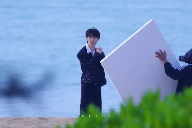 听海风240122海边拍摄99#马嘉祺这是我的岛