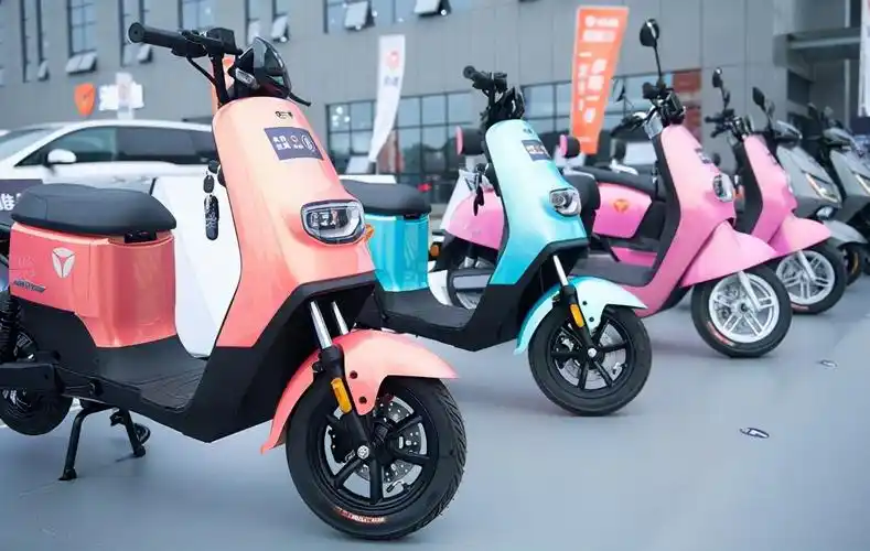 要学会区分翻新电池,维修电池和周转电池的区别首先看电池的生产日期